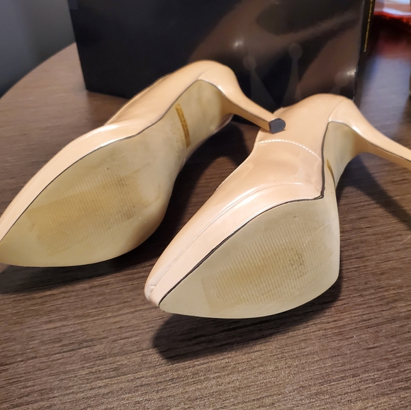 Johnathan Kayne "Barbara" Champagne Heels 9.5M - Picture 6 of 10